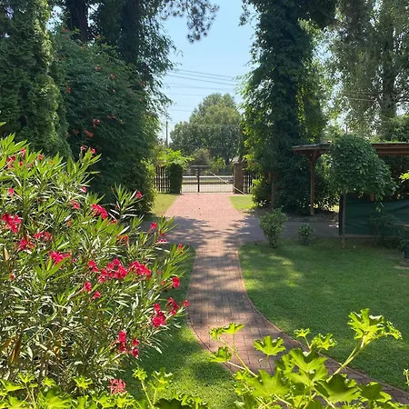 Romantika Nyaralohaz Apartamento